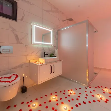 Sisters Hotel 4*